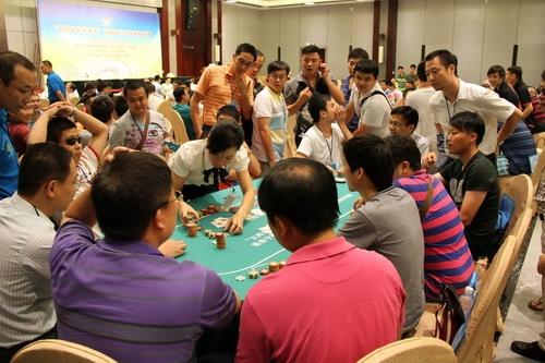 【勇区传声筒】前骑士球员：库里应该是15年FMVP，我们全力限制他不惜放空其他人