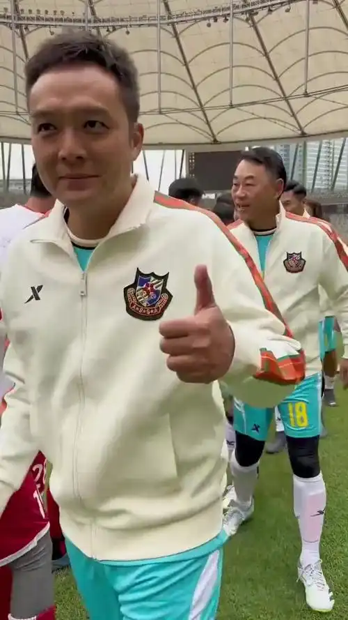足坛名宿助阵韶关元老足球赛